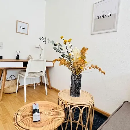 Apartment Bright Studio - Central - Balcony - Trade Fair