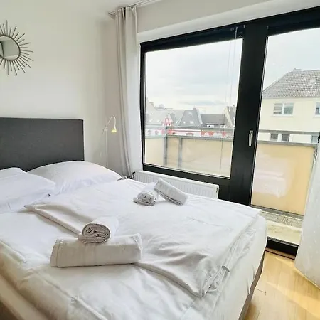 Bright Studio - Central - Balcony - Trade Fair * Dusseldorf