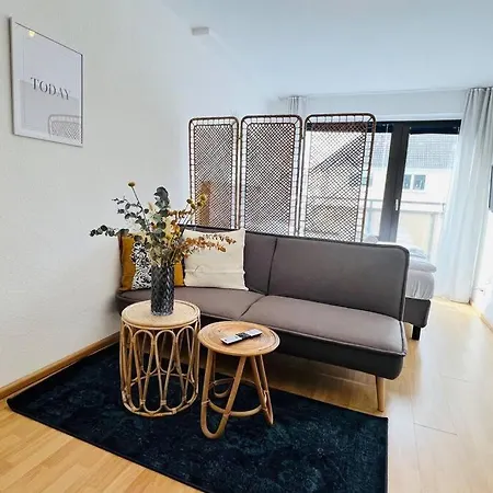 Apartment Bright Studio - Central - Balcony - Trade Fair Dusseldorf